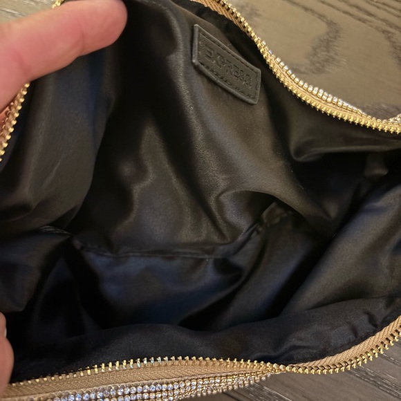 Express Metallic gold knot slouchy Shoulder Bag - Picture 9 of 9